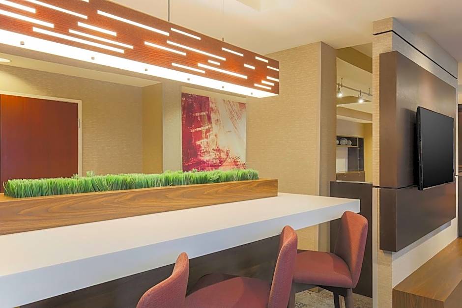 Courtyard by Marriott Monroe Airport
