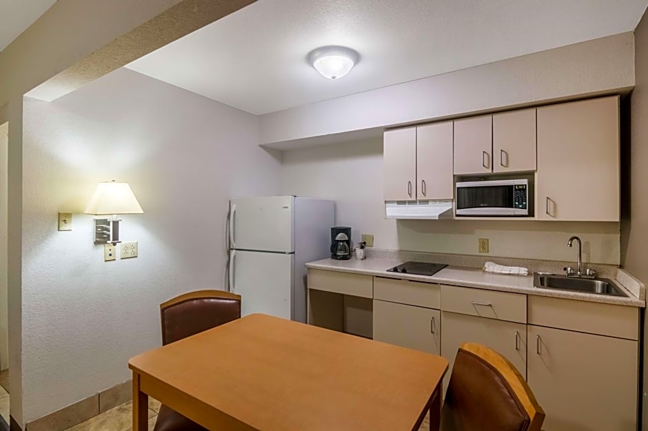 Studio 6-Lubbock, TX - Medical Center