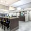 Hawthorn Suites By Wyndham Midland