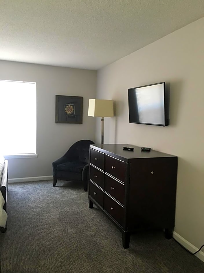 Ambassador Inn