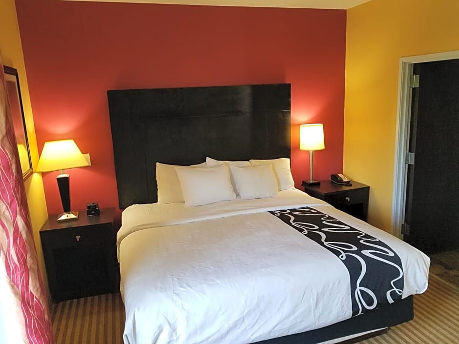 La Quinta Inn & Suites by Wyndham Union City