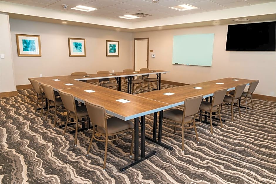 Staybridge Suites Washington DC East - Largo