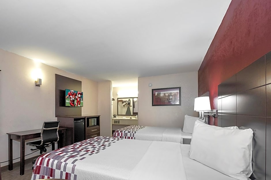 Red Roof Inn Bakersfield