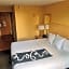 La Quinta Inn & Suites by Wyndham West Palm Beach Airport