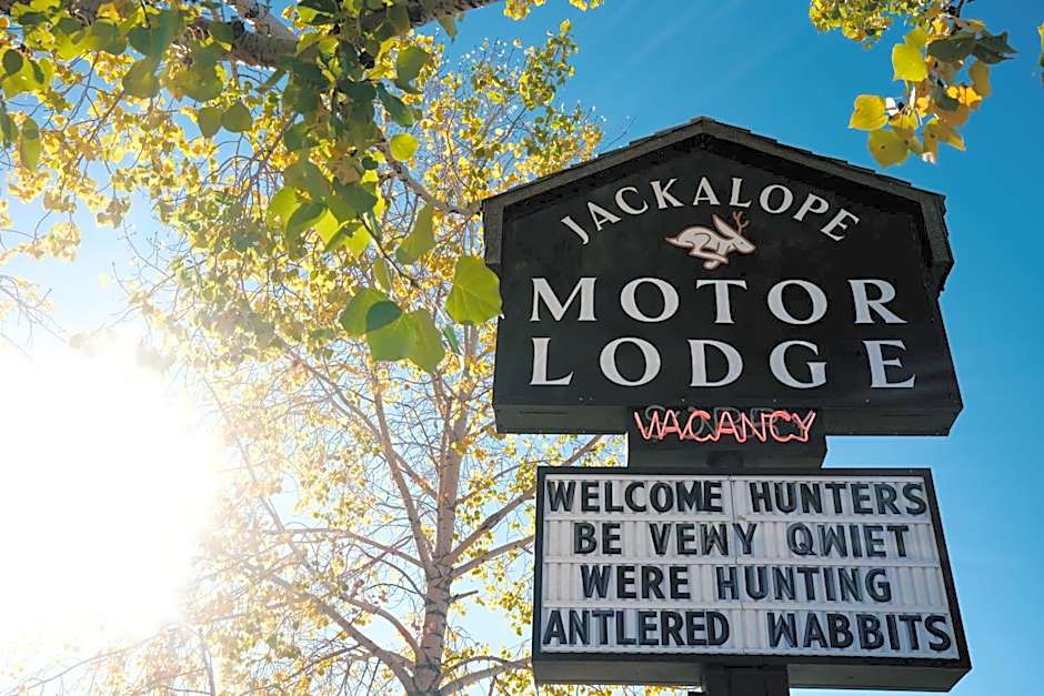 Jackalope Motor Lodge