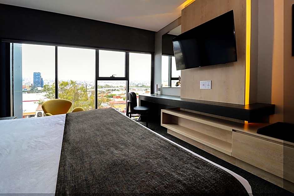 QUARTZ HOTEL & SPA