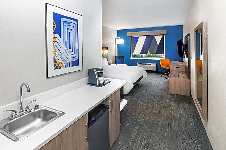 Holiday Inn Express Hotel & Suites Henderson - Traffic Star