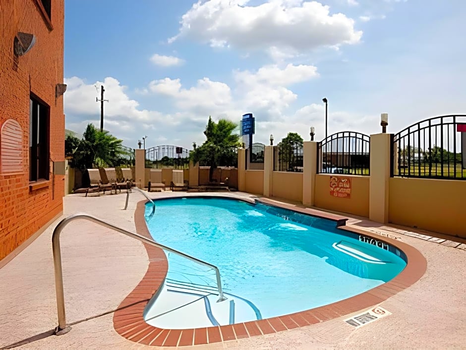 Holiday Inn Express Hotel & Suites La Porte