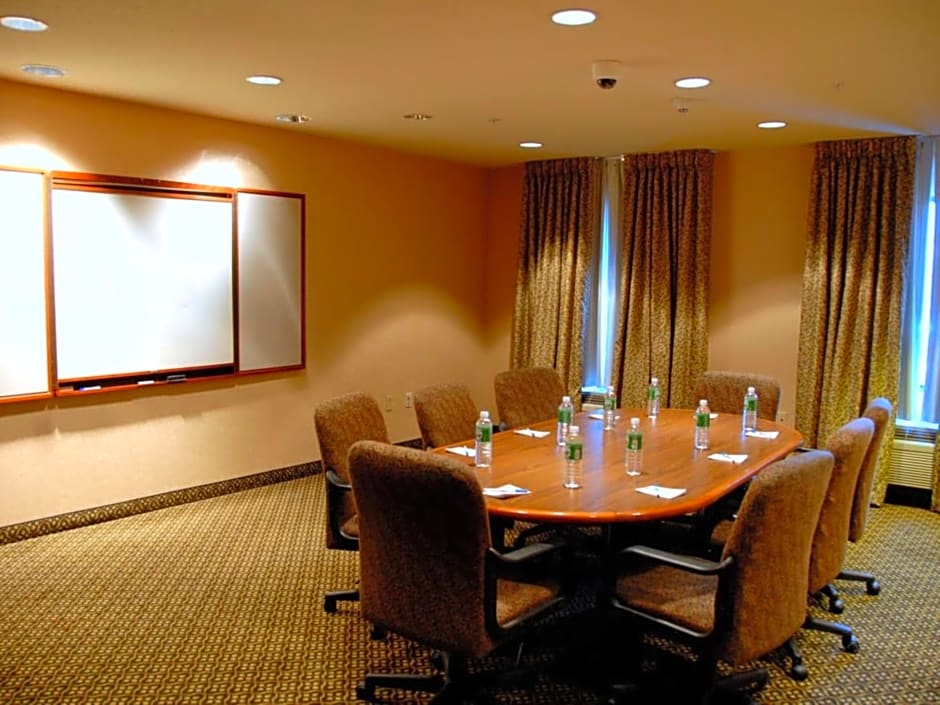 Staybridge Suites Allentown Airport Lehigh Valley