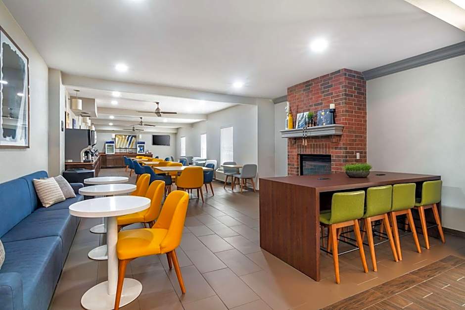 Comfort Inn & Suites - Chesterfield