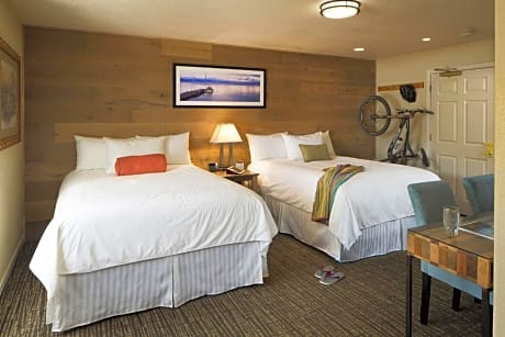 Deluxe Queen Room