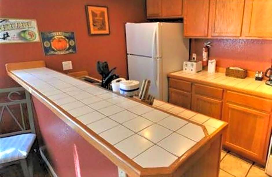 Pinecliff Village Resort
