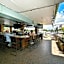 Remodeled, Huge Pool, Tiki Bar & Grill, Quiet Room