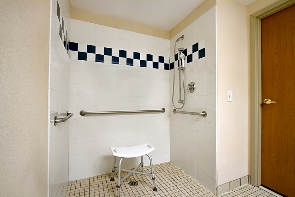 Ramada by Wyndham SeaTac Airport