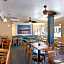 Travelodge by Wyndham Long Beach Convention Center