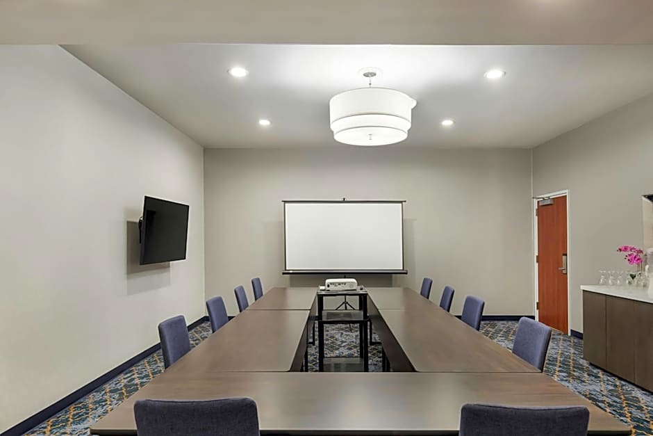 Courtyard by Marriott Rockaway-Mt. Arlington