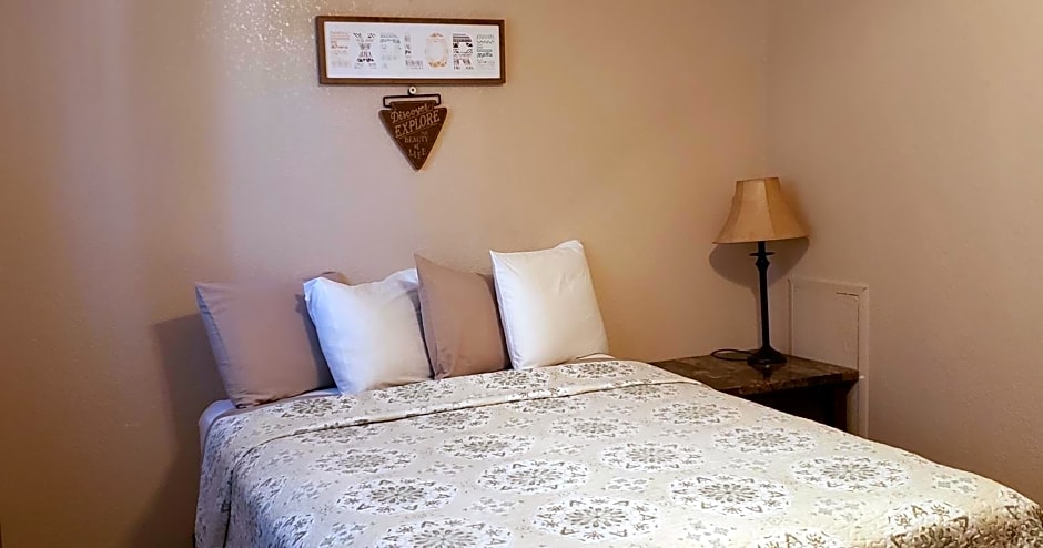 Red Rock Motel