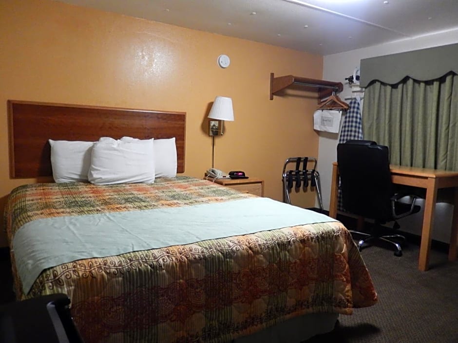 Executive Inn Pearsall