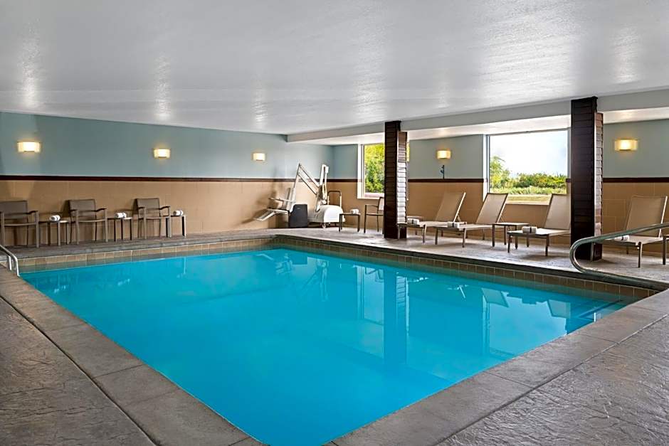 Holiday Inn Express Toledo North