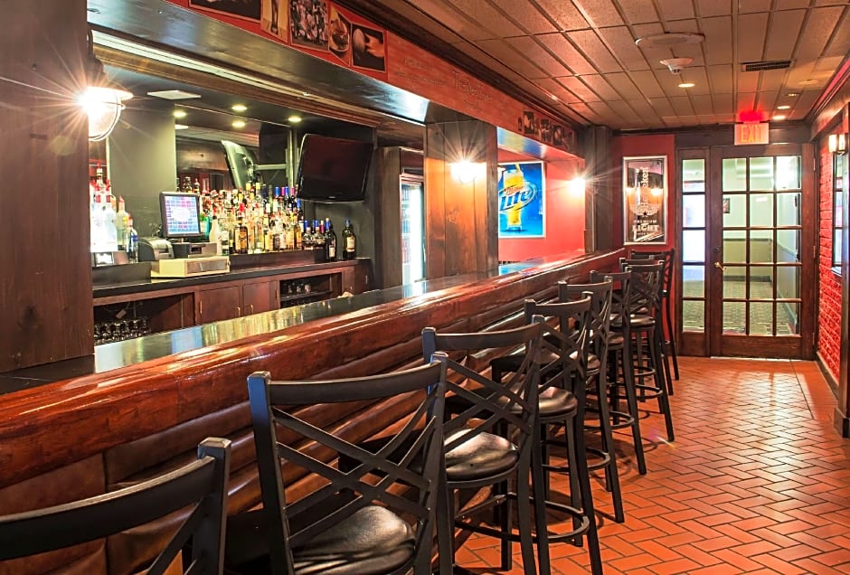 SureStay Plus Hotel by Best Western Lehigh Valley