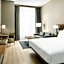 AC Hotel by Marriott San Francisco Airport/Oyster Point Waterfront