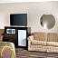 Super 8 by Wyndham Sarnia ON