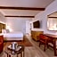 Sonoma Valley Inn, Tapestry Collection by Hilton
