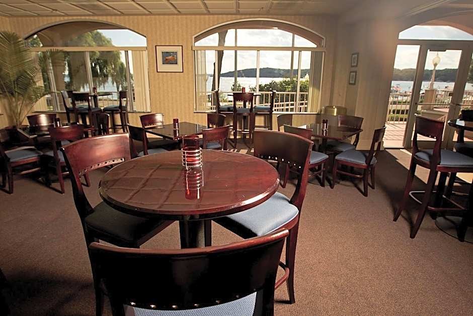 Bella Vista Suites Lake Geneva