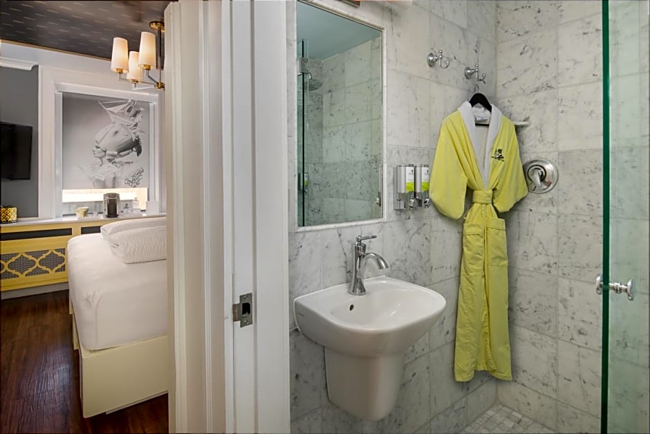 Staypineapple, A Delightful Hotel, South End