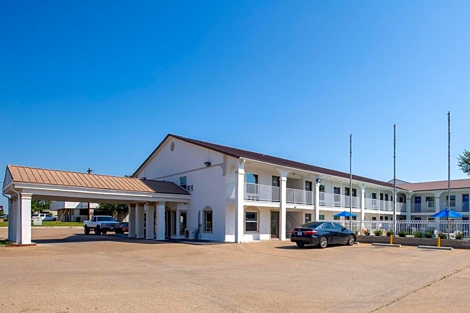 Studio 6-Bryan, TX - University Area