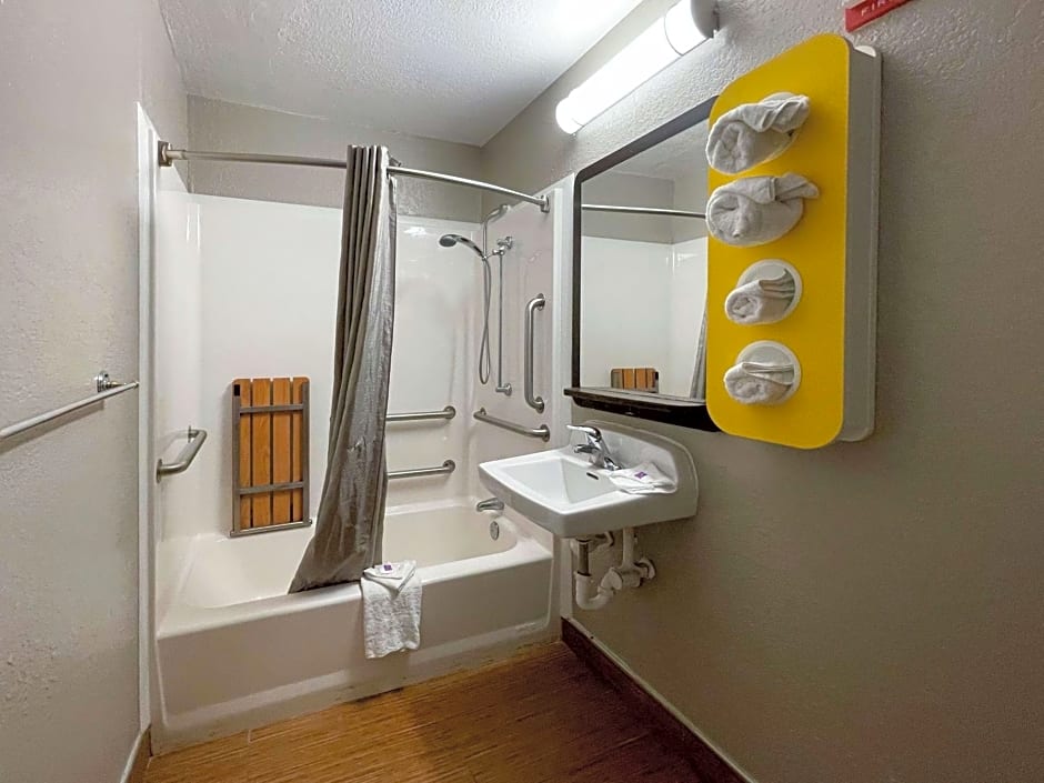 Motel 6-Camp Springs, DC - South Camp Springs