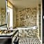 The Carlyle, A Rosewood Hotel