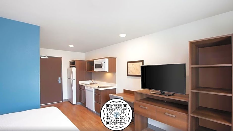 WoodSpring Suites Dallas Plano Central Legacy Drive