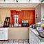 Super 8 by Wyndham Brockton