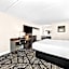 Clarion Inn & Suites near the Leconte Center Pigeon Forge