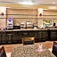 La Quinta Inn & Suites by Wyndham Hot Springs