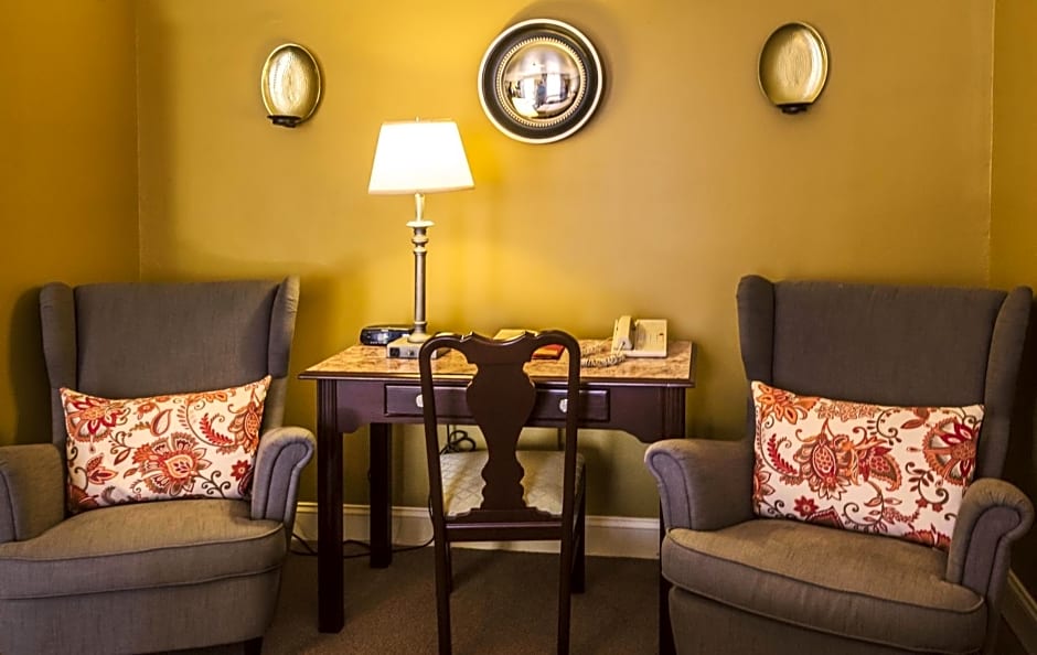 The University Inn at Emory