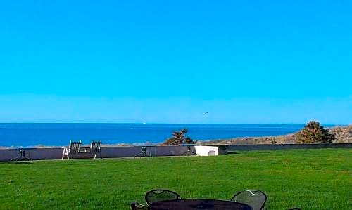 Surf & Sand Beach Motel