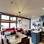 Montaneros in Vail, a Destination by Hyatt Residence