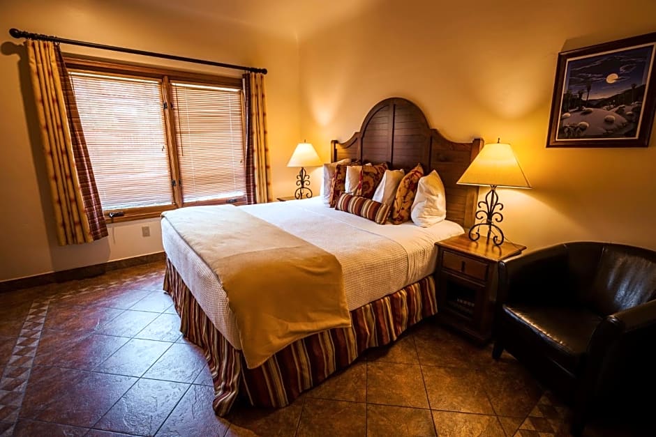 Los Arboles Hotel