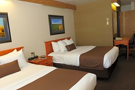 Queen Room with Two Queen Beds - Disability Access - Non-Smoking