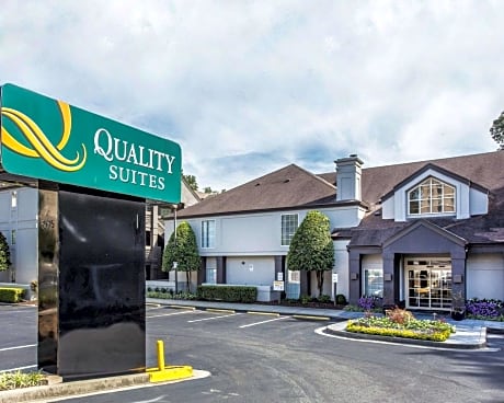 Quality Suites Atlanta Buckhead Village North
