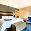 Hampton Inn By Hilton & Suites Camp Springs
