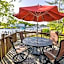 Old Harbor Inn