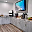 The Ashley Inn & Suites