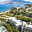 Top 10 Pick! Walk to Beach, Shops, Dining and Pool