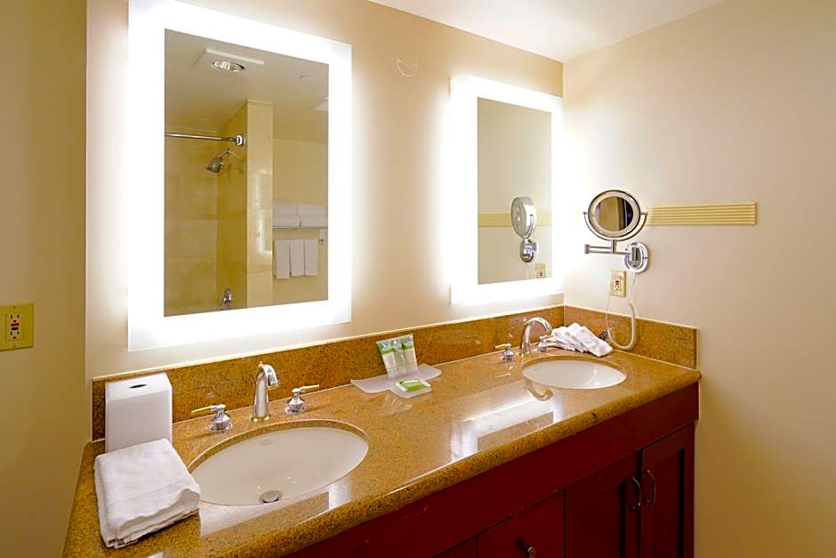 Heavenly Village Condos - Grand Residence