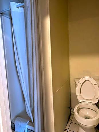 Single Room with Private Bathroom