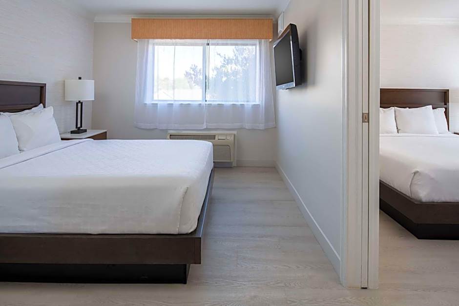 Best Western Plus All Suites Inn