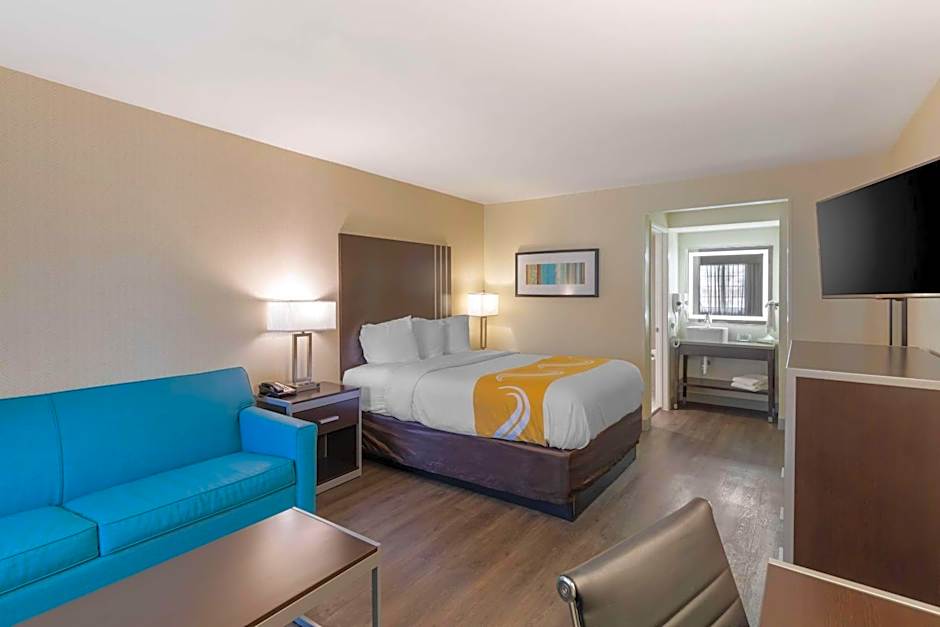 Quality Inn & Suites Camarillo-Oxnard
